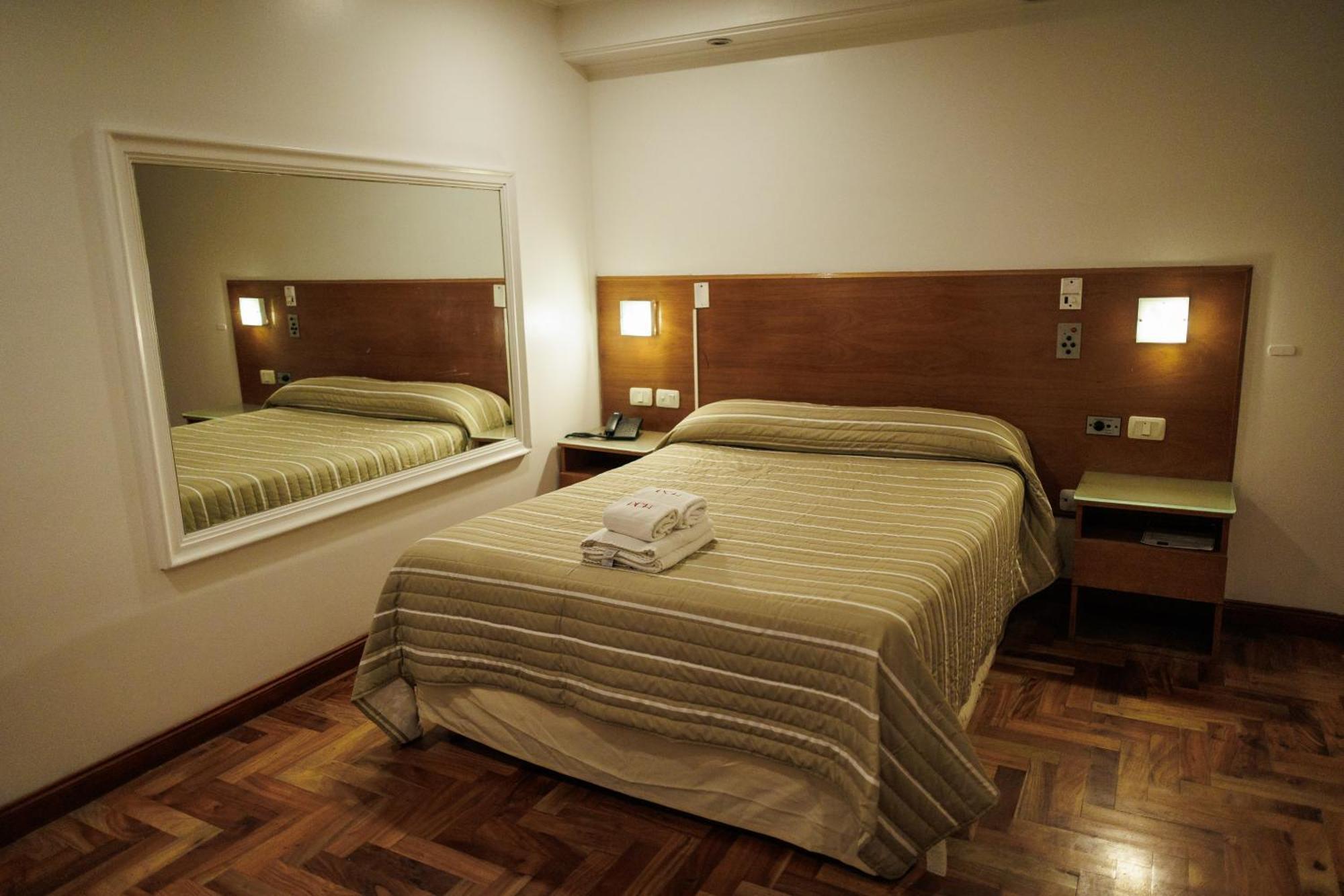 Hotel Petit Cordoba Exterior photo